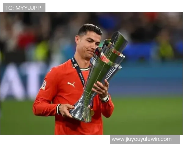 摩根八年前批评C罗越位如今改口称其进球绝对不越位